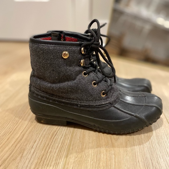 Tommy Hilfiger Roan Lace up duck boots - Picture 1 of 5